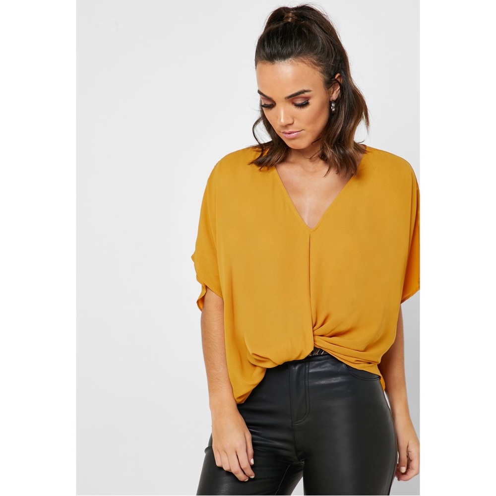 FOREVER 21 Dolman Twist Hem Top